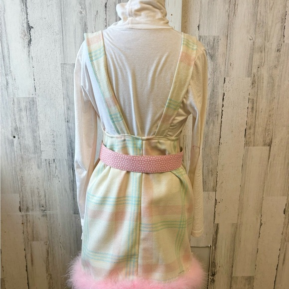 Cream and pink plaid jumper skirt size medium - Picture 6 of 8